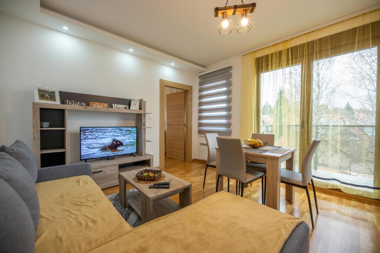 Apartmani Oktobar 06 Zlatibor Exteriér fotografie